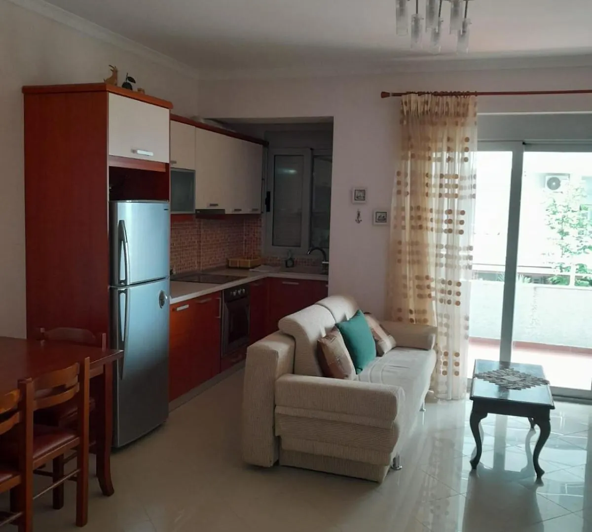 Apartment Palm-Side Vlorë 0*,